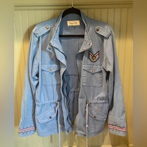 listing-status-banner